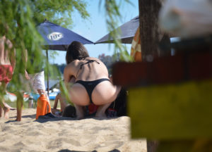 perfect ass at the beach ! asshole in this one